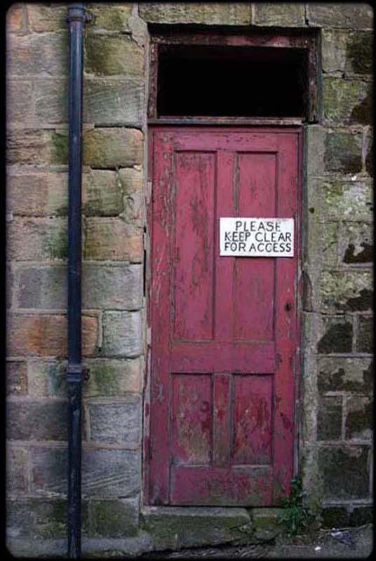 Staithes Door